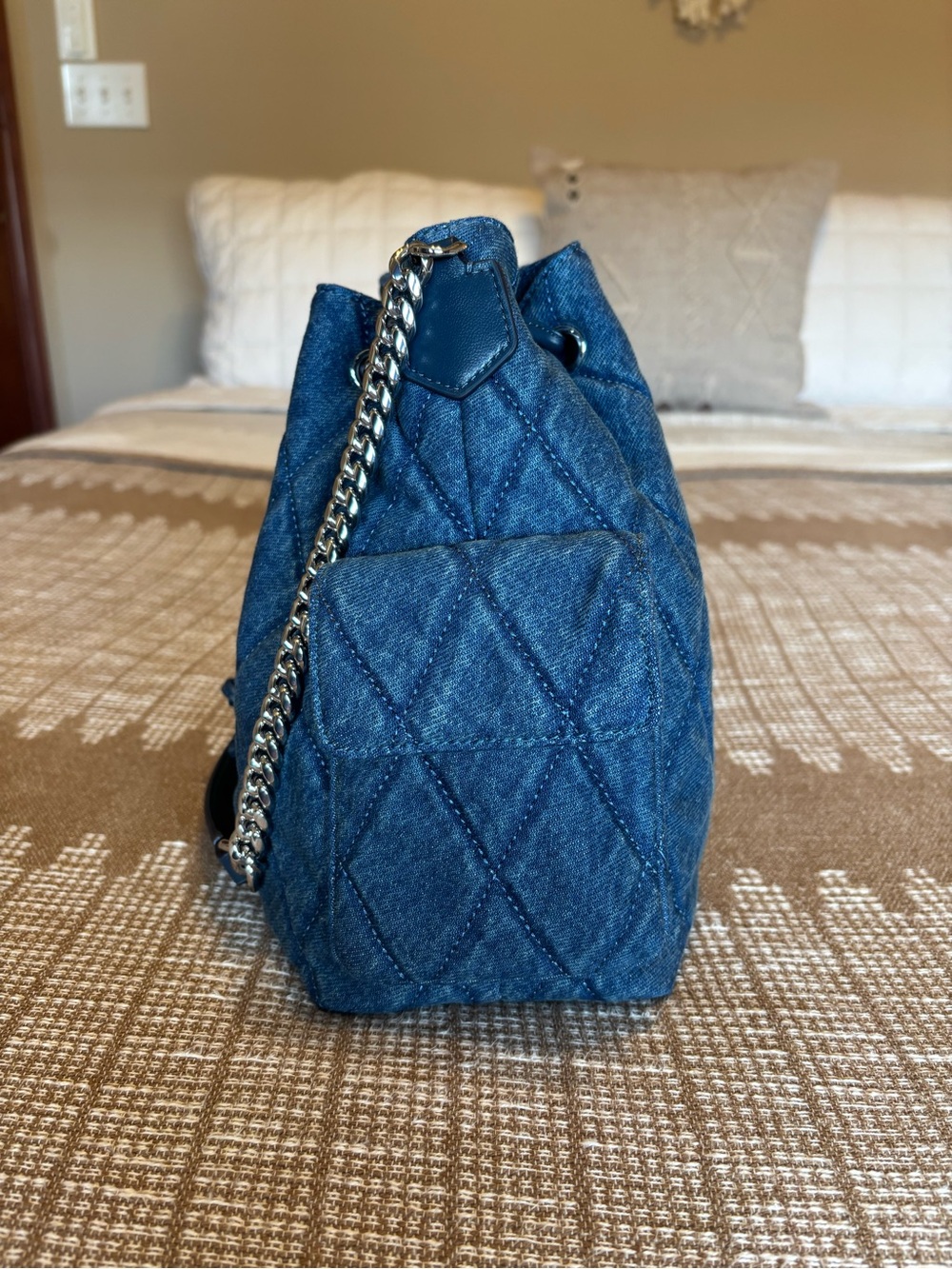 Tory Burch Charlie Quilted Denim Drawstring Bag - Picture 4 of 6
